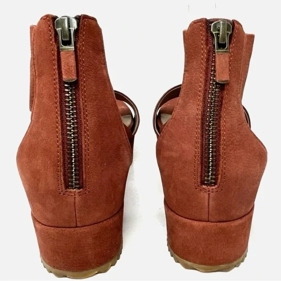 Eileen Fisher Brown Crisscross Nubuck Leather  Wedge Sandals - Picture 13 of 16